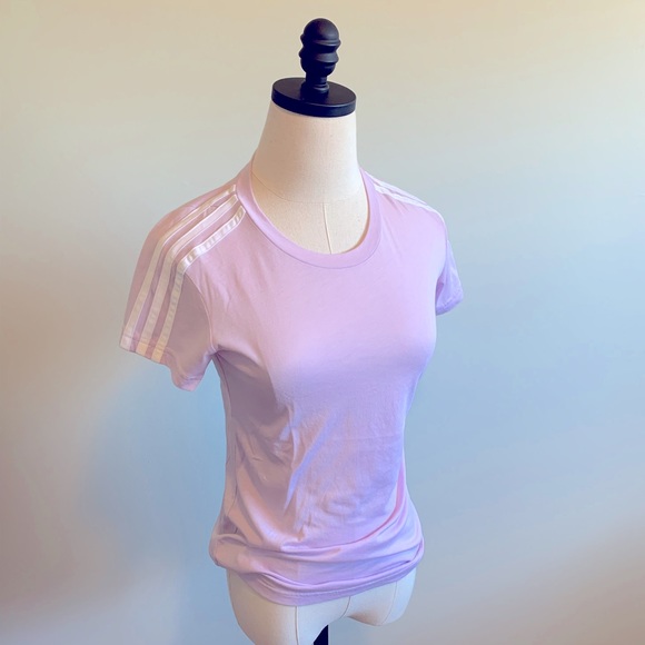 Pale lilac Adidas tee - Picture 2 of 4
